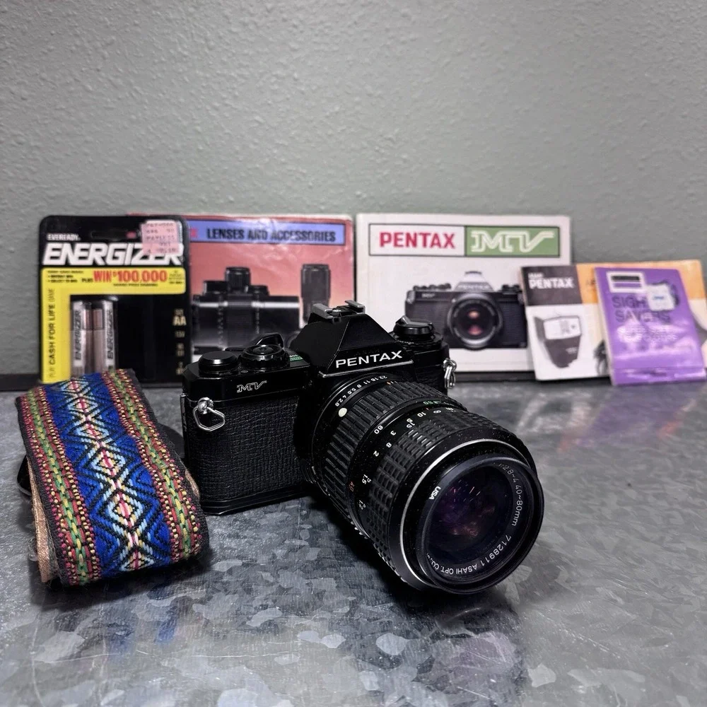 Asahi Pentax MV 1 35mm SLR Film‎ Camera SMC Pentax-M Zoom 1:2.8 ~ 4 40 ~ 80 mm